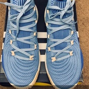 Addias Basketball sneakers